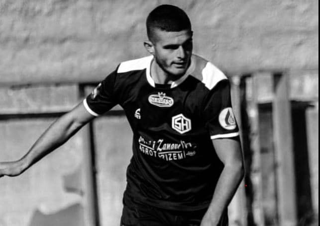Ndahet nga jeta lojtari 21-vjeçar, Duka: Pikëllim për komunitetin e futbollit