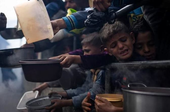 Nga 1 prilli, 28 fëmijë kanë vdekur nga kequshqyerja dhe dehidratimi në Gaza