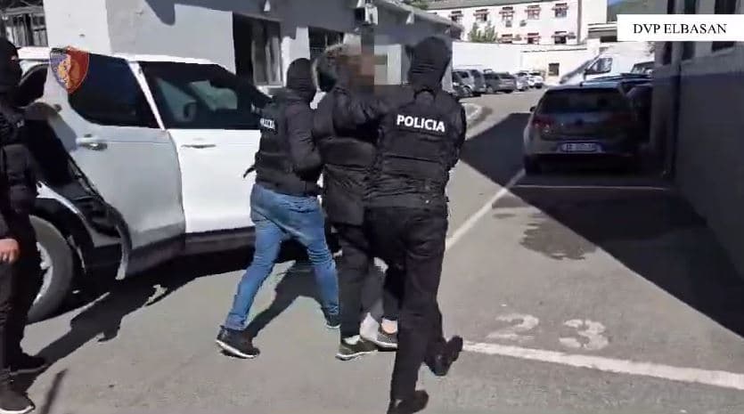 Në kërkim për prodhim dhe shitje narkotikësh/ Arrestohet 23-vjeçari nga Elbasani