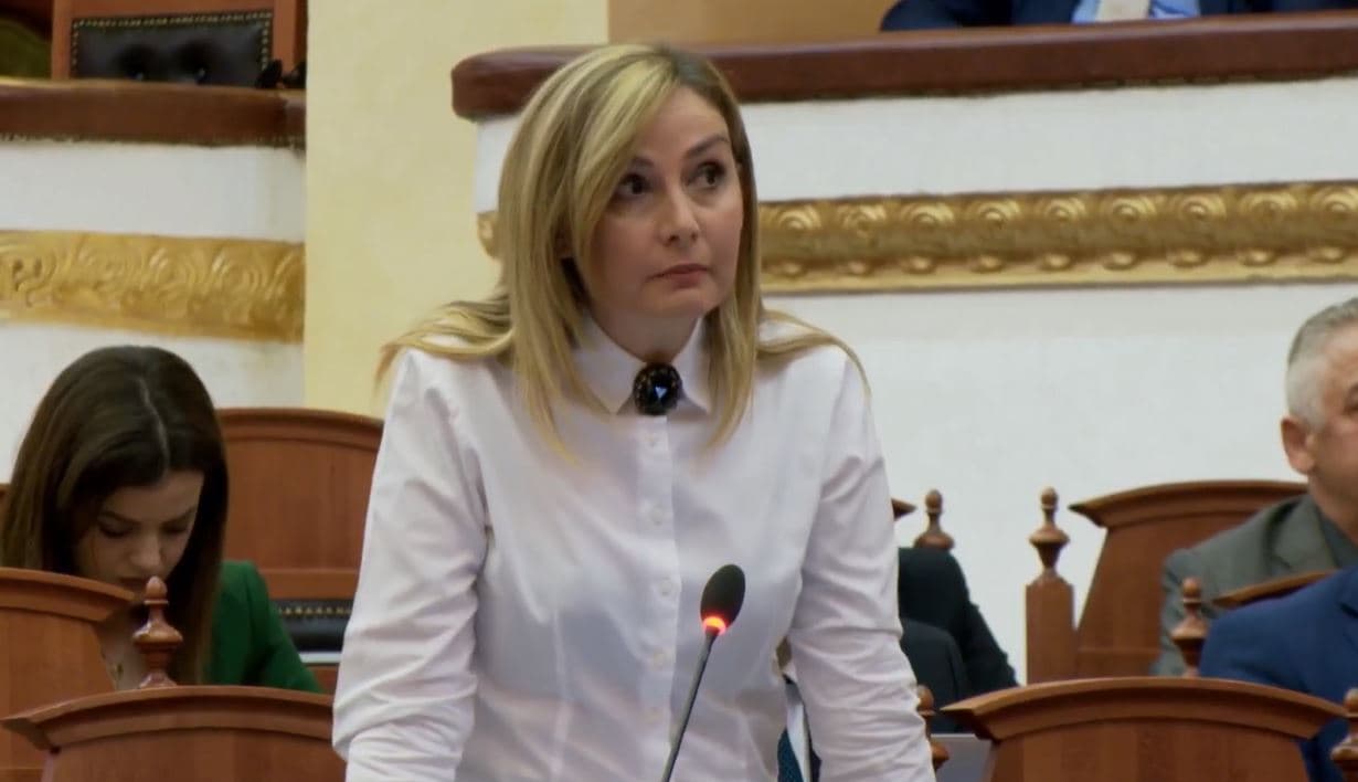 Komisioni për dezinformimin/ Tabaku: Të rishikohet projektvendimi, ka shqetësime mbi cenimin e lirisë së medias