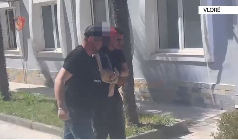 Në kërkim për shitje të lëndëve narkotike, vihet në pranga i riu nga Vlora