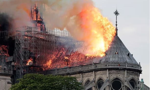 Pesë vjet pas zjarrit, Notre Dame vjen me një ekspozitë me veprat e artit të shpëtuara