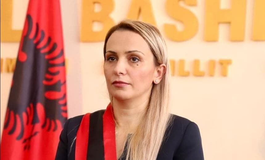 Nis hetimi ndaj kryebashkiakes së Kurbinit