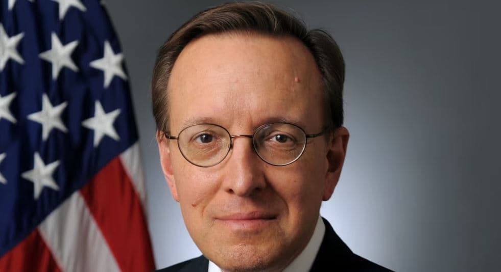 Komisioni i Senatit miraton kandidaturën e David Kostelancik si ambasador i SHBA-ve në Shqipëri