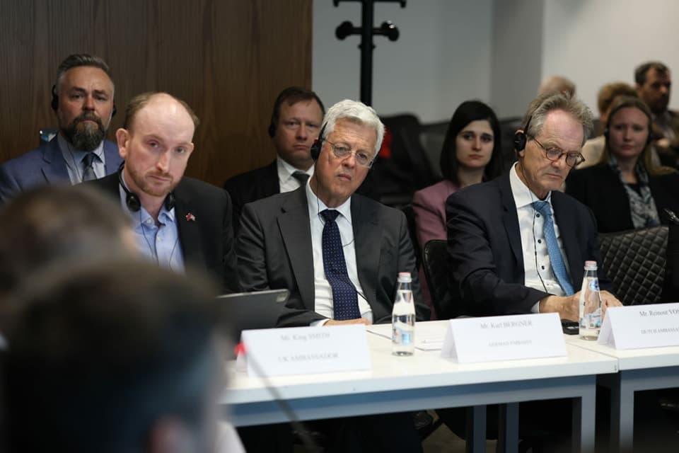 Deklaratat e Metës, ambasadori britanik: Mbështetje ndaj SPAK, fund pandëshkueshmërisë