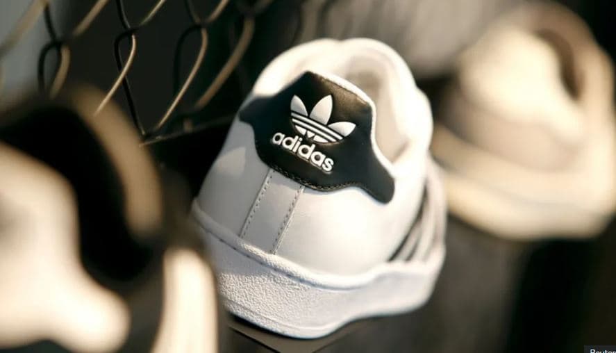 Adidas optimiste për fitimet pas largimit nga kontrata me Kanye West