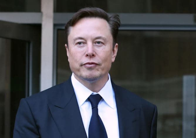 Musk propozon një tarifë modeste për përdoruesit e rinj në “X”