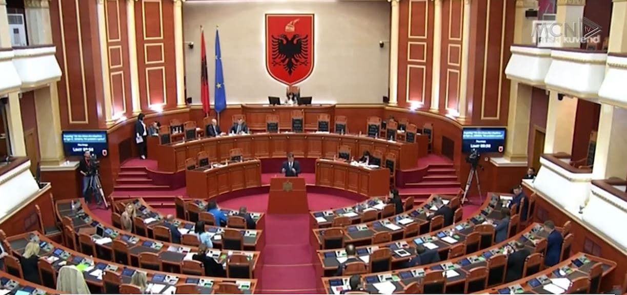 “Prefekti” përplas PD-PS. Balla: I shtohen kompetencat. Noka: Doni të kontrolloni kryebashkiakët