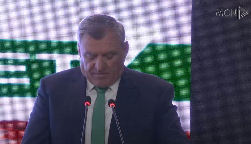 “40 grupe kriminale në bashki”/ Basha flet për afera, Duka: Shtohet korrupsioni i drejtorëve (VIDEO)