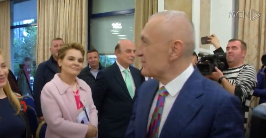 “Tenderat dhe korrupsioni me vulën e Ramës”/ Meta: Ka pakt me SPAK për burgosjen e ministrave (VIDEO)