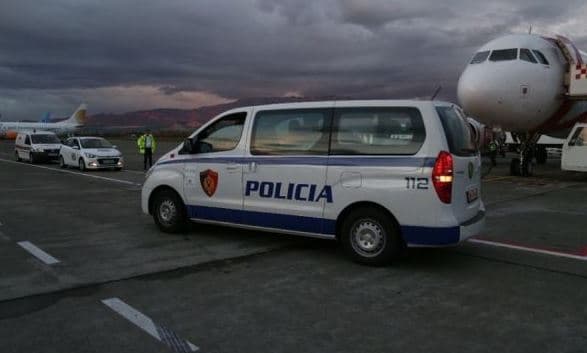 Emri/ I kërkuar nga drejtësia italiane, arrestohet në Durrës 59-vjeçari