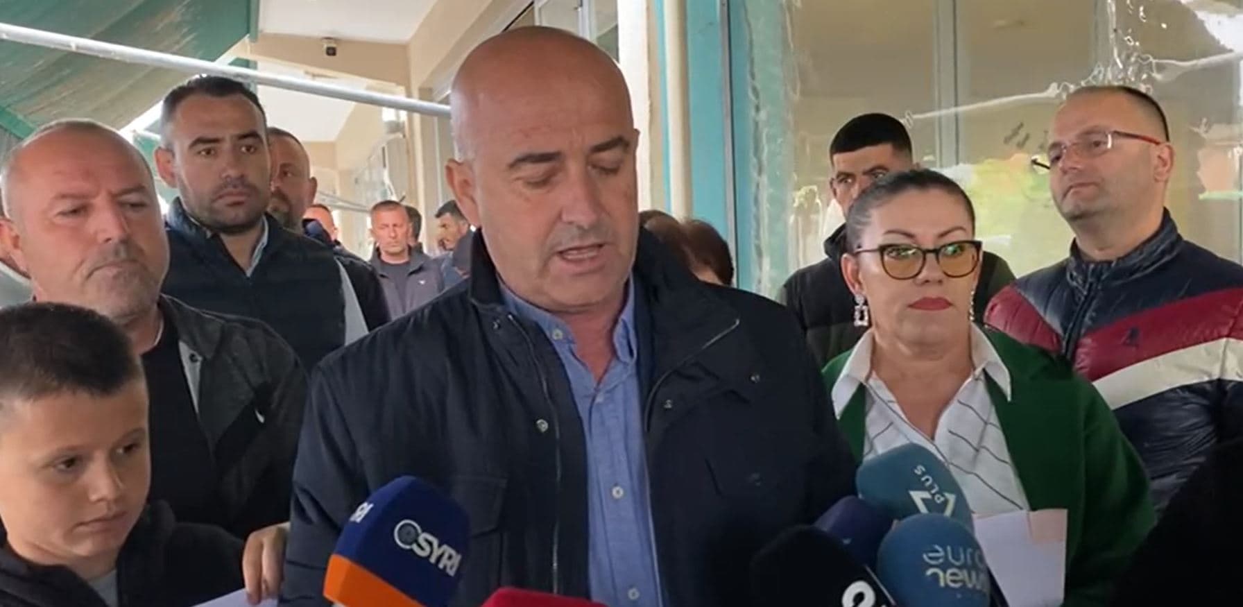 Banorët e Roskovecit dhe Dimalit protestojnë kundër ndërtimit të termocentralit: Do të hyjmë në grevë urie