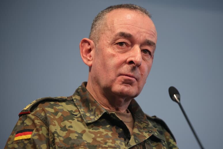 Gjenerali gjerman: Forcat e armatosura duhet të stërviten si në luftë