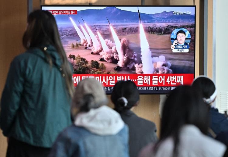 Koreja e Veriut nis stërvitjet me raketa për një kundërsulm bërthamor