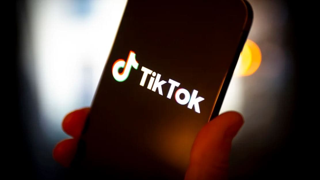 Kongresi miratoi ndalimin e mundshëm të TikTok-ut në SHBA. Çfarë ndodh më pas?