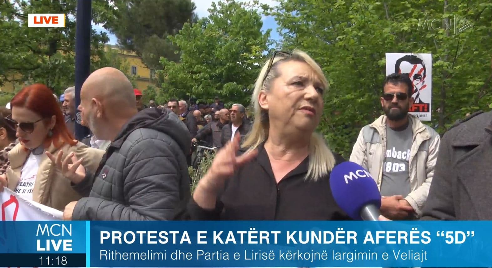Protesta te bashkia, Kalaja: Do qëndrojmë deri sa të arrestohet Veliaj