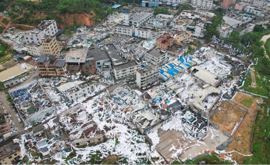 Tornado godet Kinën, 5 të vdekur dhe 33 të plagosur