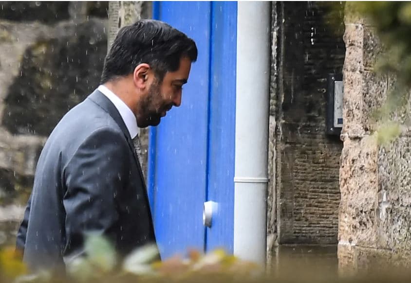Kryeministri skocez Humza Yousaf jep dorëheqjen