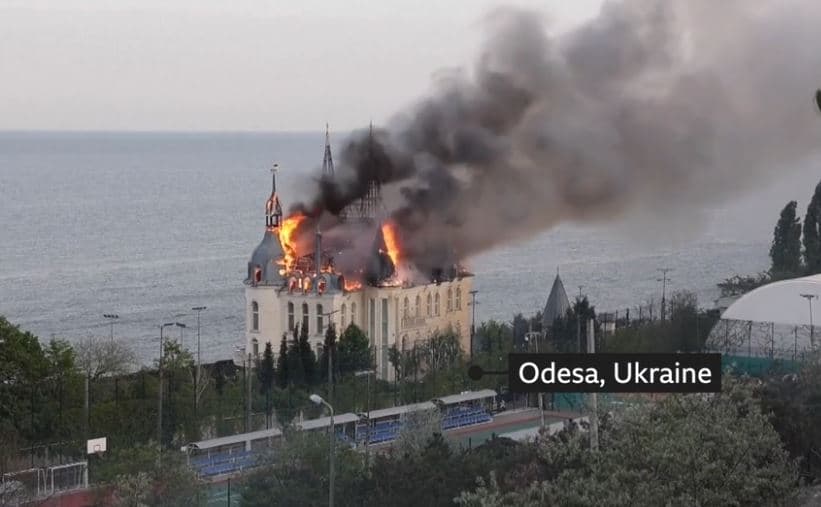 Vijojnë sulmet ruse në Ukrainë, humbin jetën pesë persona në Odesa