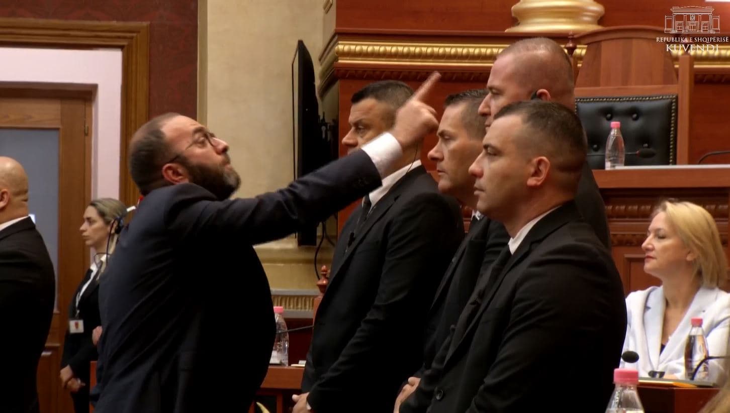 Bardhi bllokon foltoren dhe kërkon interpelancë me Ramën: Ka cenuar lirinë e medias dhe imazhin e Shqipërisë
