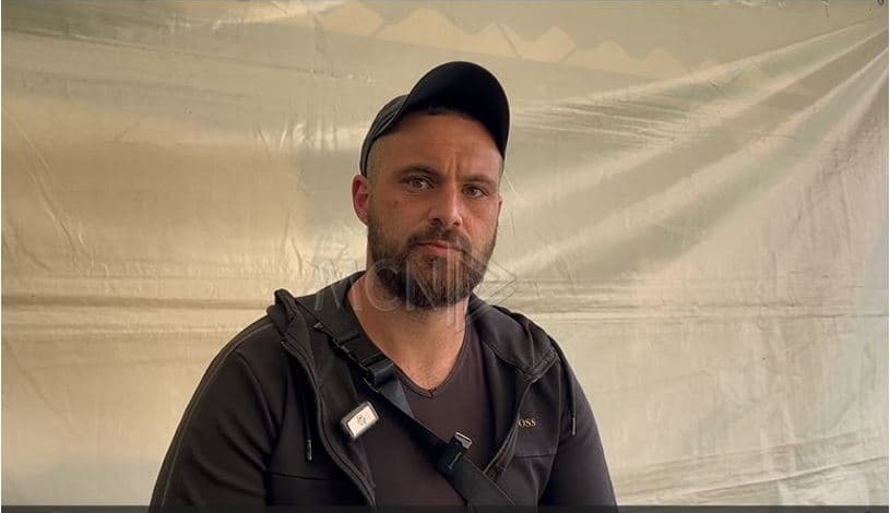 “Kemi bërë 4 arkivolë, nusen do e përcjellim me 3 fëmijët”, flet vëllai i Erdgys Arrazit