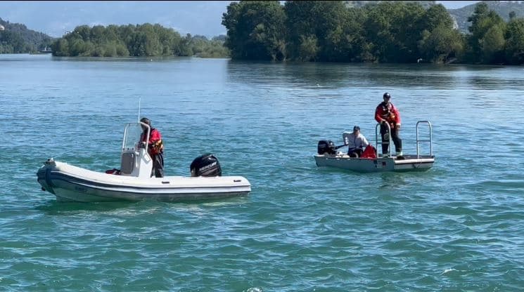 Forcat e Armatosura i bashkohen operacionit për gjetjen e trupave të mbytur në lumin Buna