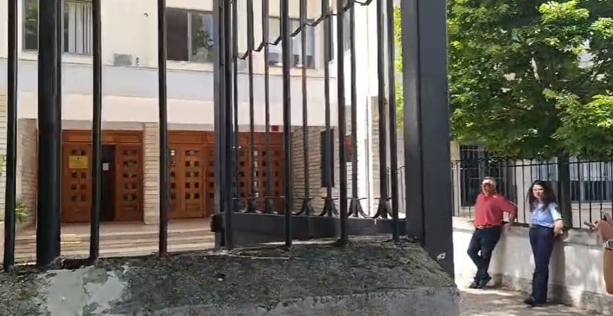 Vrau çiftin e bashkëshortëve në Dropull, gjykata lë në burg 69-vjeçarin
