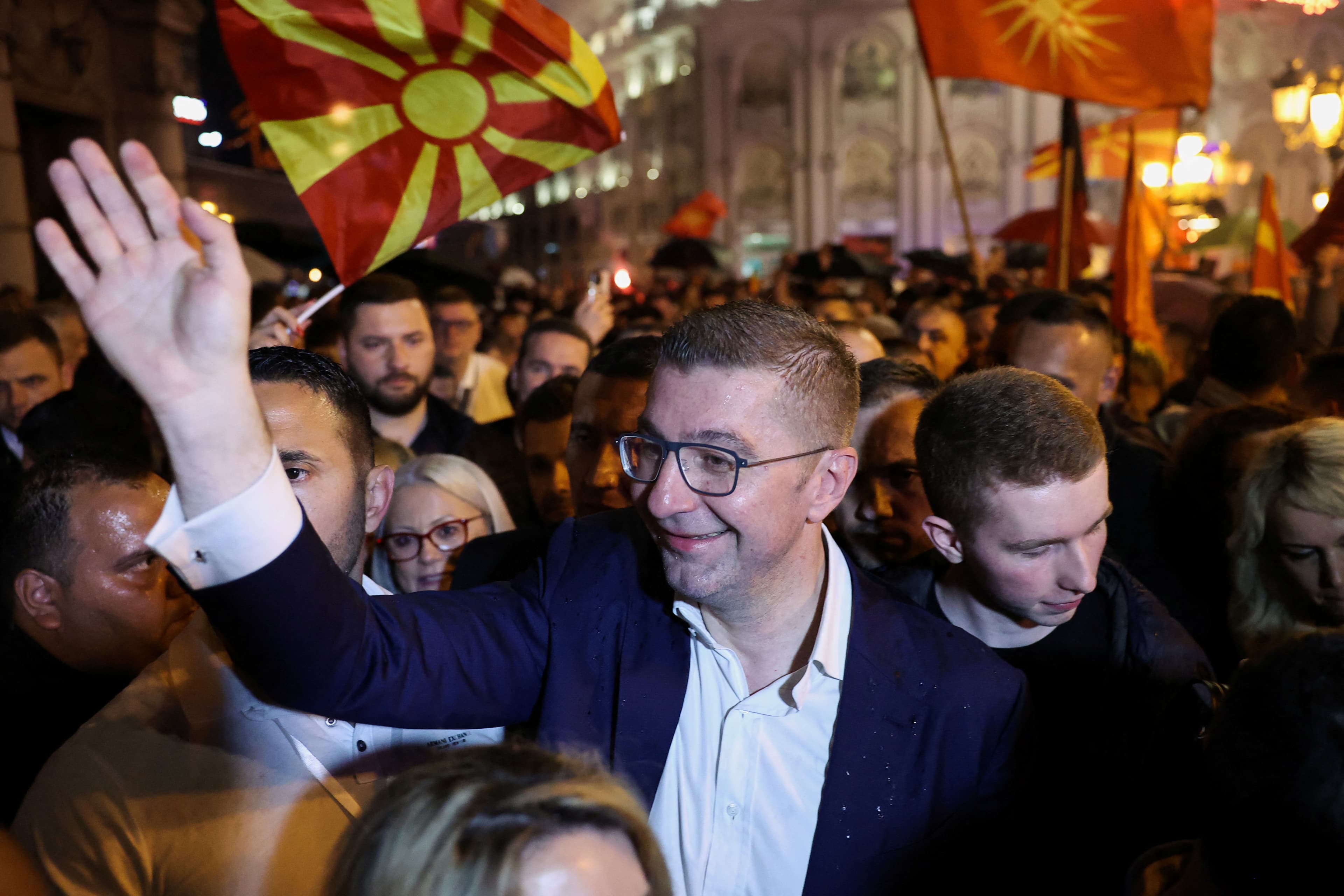 Zgjedhjet në Maqedoninë e Veriut/ VMRO korr fitore të dyfishtë, pritet koalicion qeverisës me VLEN