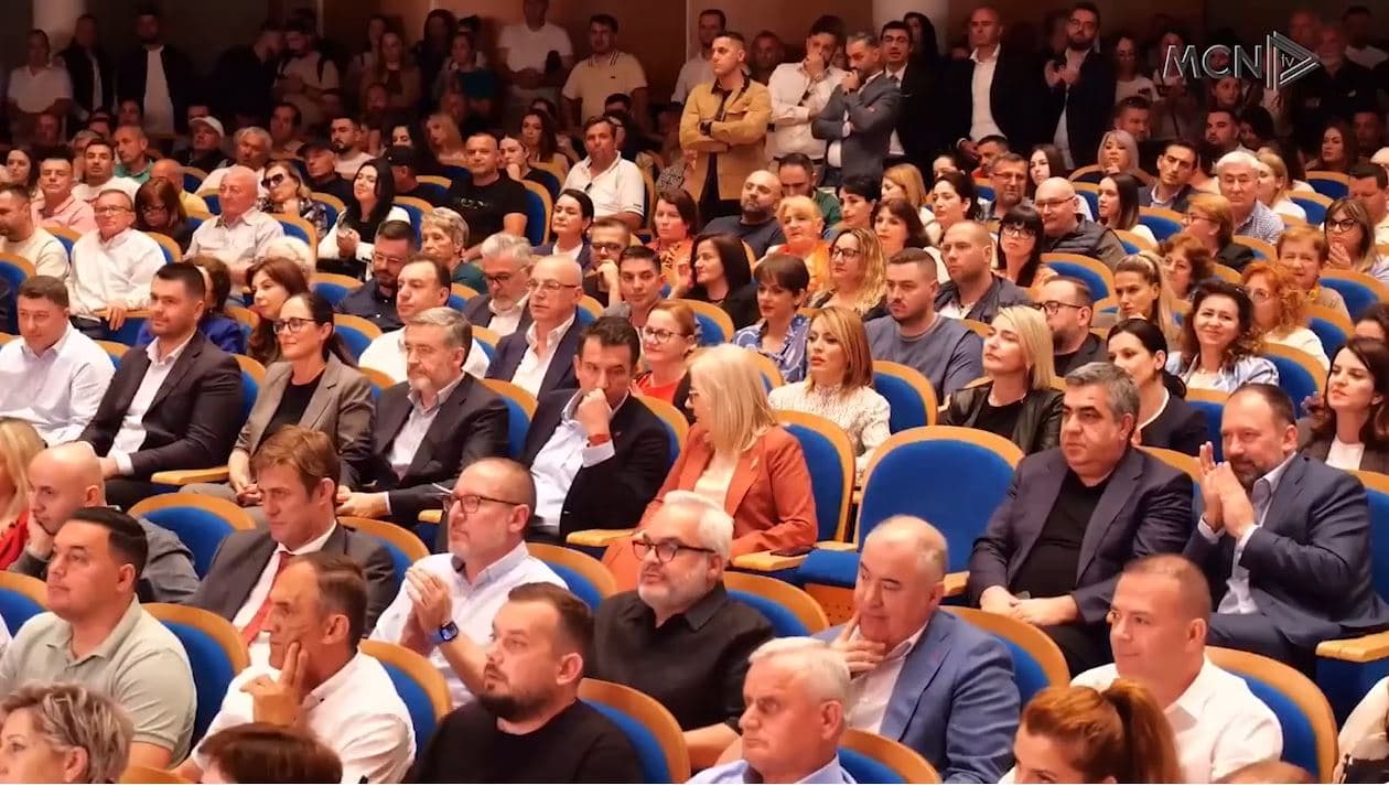 Pacientë, që duhet të shërohemi/ Veliaj mbledh Asamblenë e PS: Çuditen se shkoj në SPAK (VIDEO)