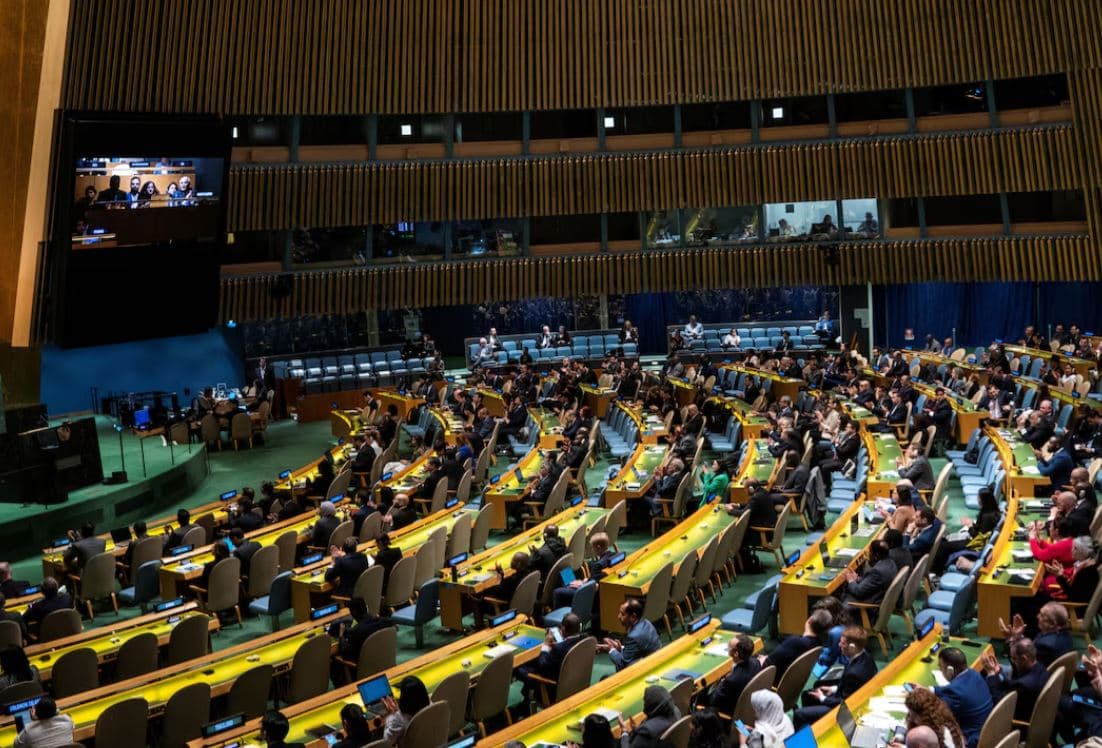 Asambleja e OKB miraton rezolutën për anëtarësimin e Palestinës. Izraeli: Dhuratë për Hamasin