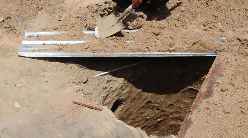 Hamasi: Ekipet mjekësore kanë zbuluar 3 varre masive me dhjetëra trupa të pajetë