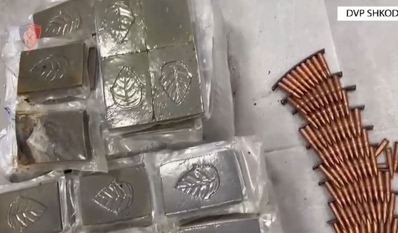 Shkodër/ Tunel me kanabis dhe marijuanë çokollatë, sekuestrohen 100 kg drogë
