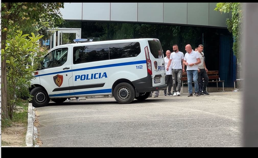 Vdekja e 50-vjeçarit në Shëngjin/ Gjykata e Lezhës lë në arrest shtëpie administratorin e pallatit dhe punonjësin