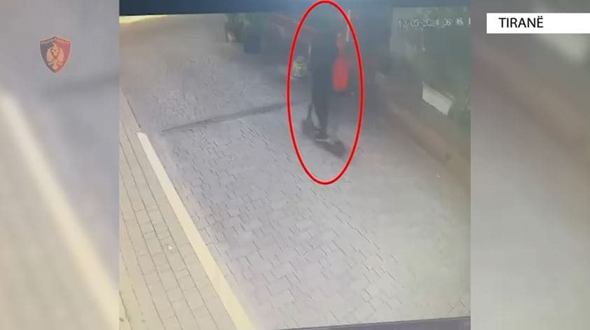 Vodhi 11 monopatina në tre muaj/ Arrestohet 30-vjeçari në Tiranë
