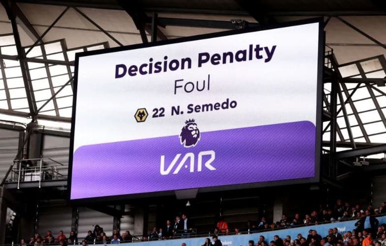 Klubet e Premier League do të votojnë për heqjen e VAR 