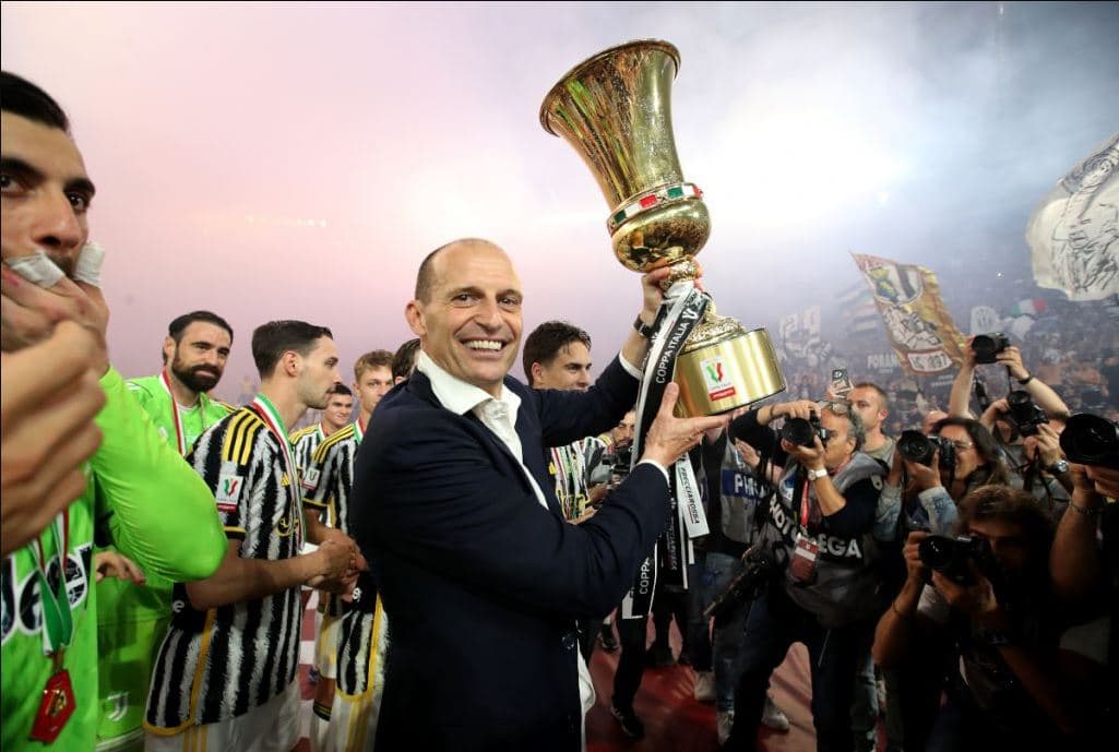 Juventusi shkarkon trajnerin Allegri