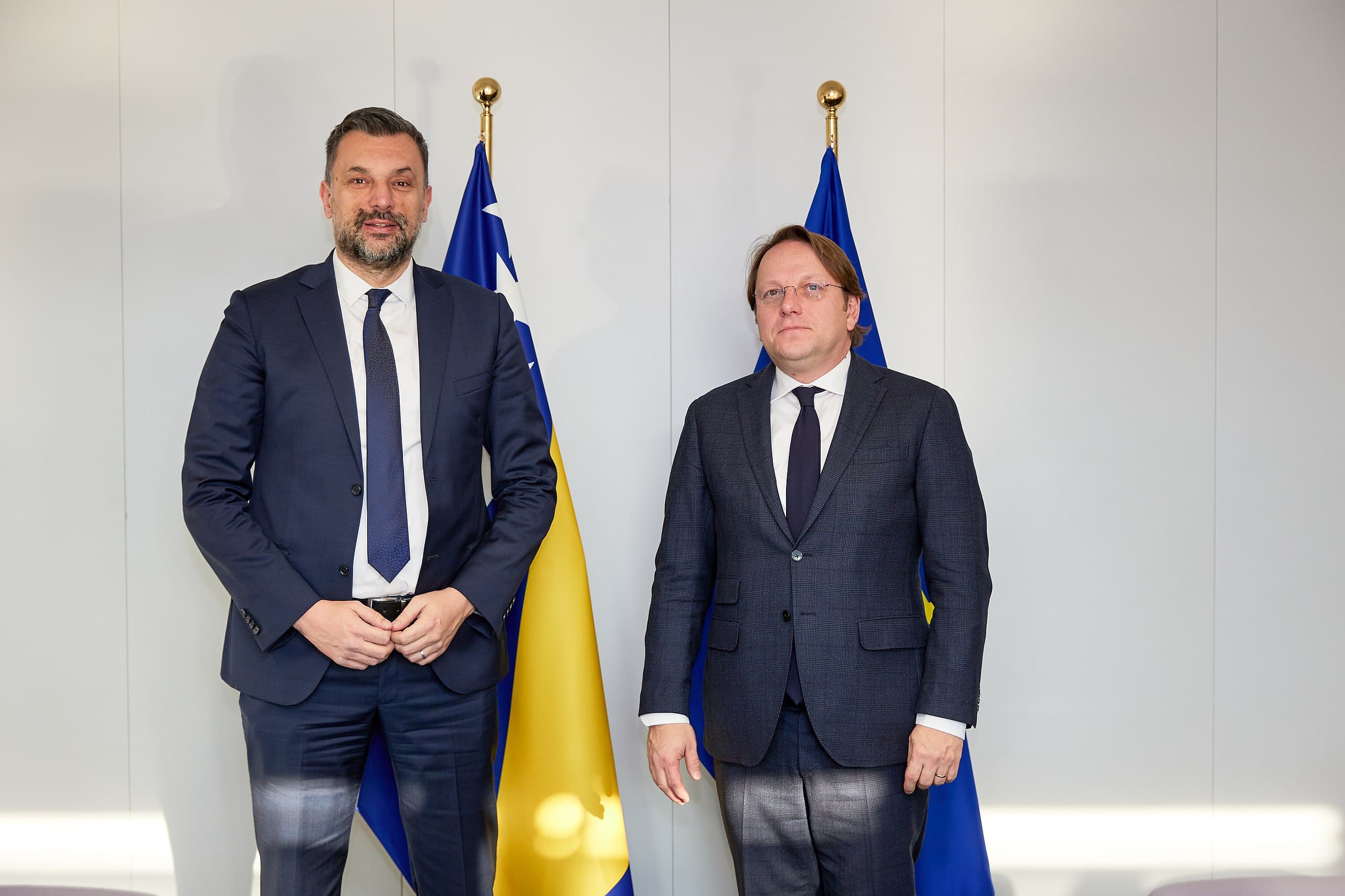 “Varheili mban anën e Serbisë”/ Kryediplomati boshnjak, letër të hapur zyrtarit të BE-së