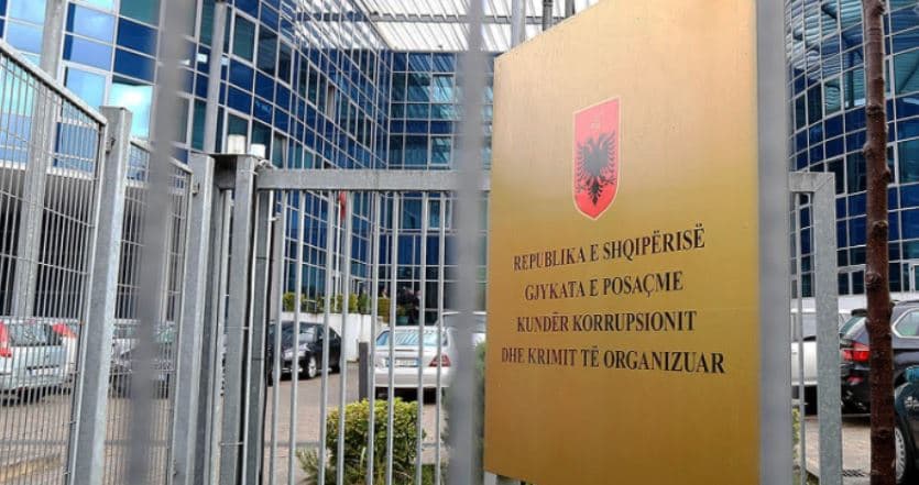 Operacioni i SPAK/ 10 të arrestuarit dalin para gjykatës