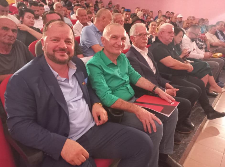 Meta: 20 mijë euro grant për të rinjtë që nisin biznes. Shtëpi për çiftet e reja sipas modelit hungarez