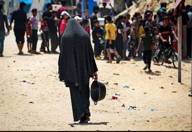OKB: 800 mijë njerëz janë detyruar të largohen  nga Rafah