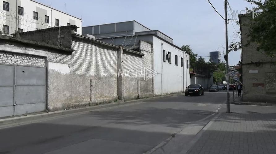 “250 persona me probleme të shëndetit mendor mbahen në mënyrë të paligjshme në burg” (VIDEO)