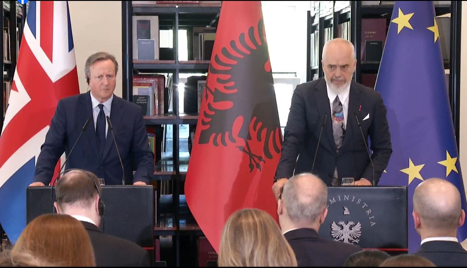  Emigracioni i paligjshëm/ Rama: Operacionet do të vazhdojnë; Cameron: Partneritet dhe në luftën kundër krimit të organizuar