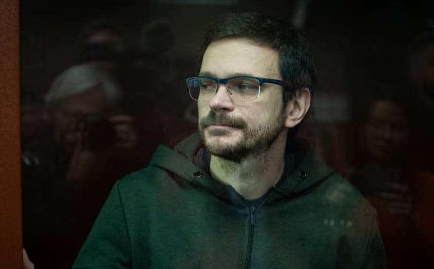 Kritiku i Kremlinit, Ilya Yashin vendoset në izolim