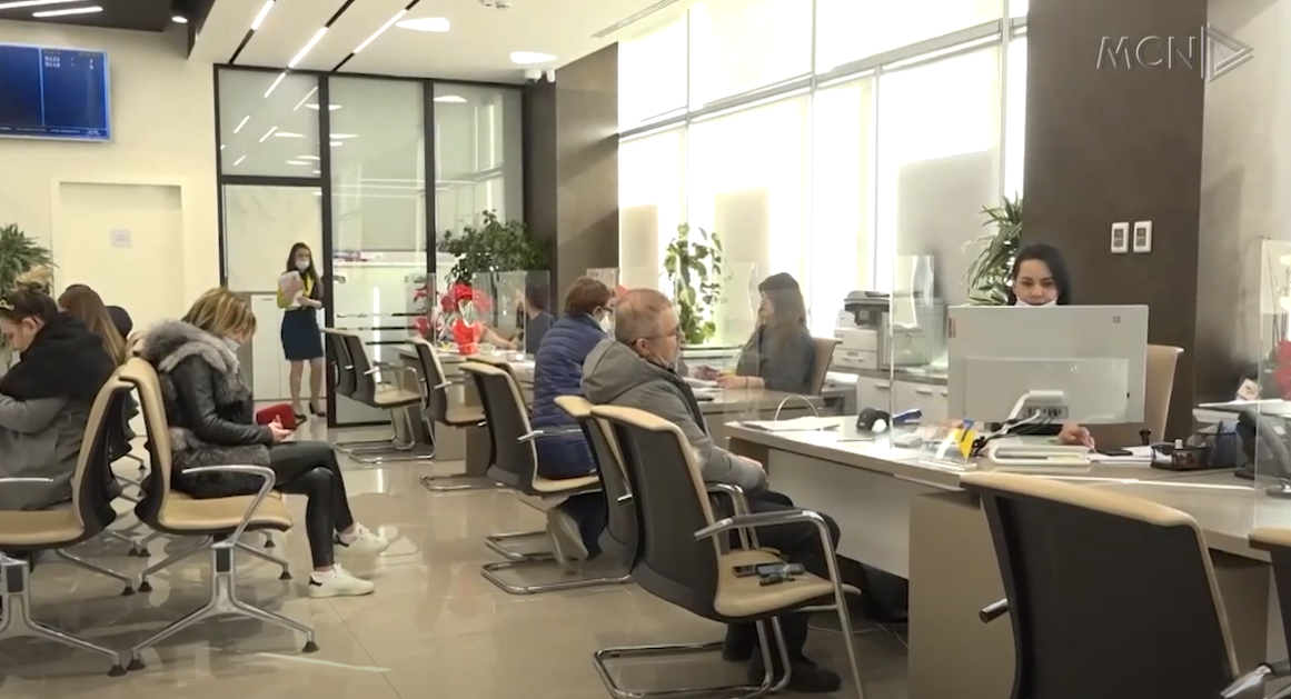 9 të arrestuar për mikrokreditë/ Administrator e përmbarues mashtronin qytetarët (VIDEO)
