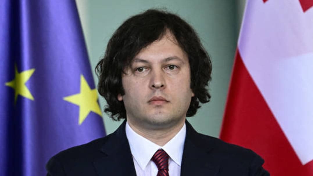 Kryeministri i Gjeorgjisë akuzon BE-në se e ka shantazhuar me kërcënim për vrasje
