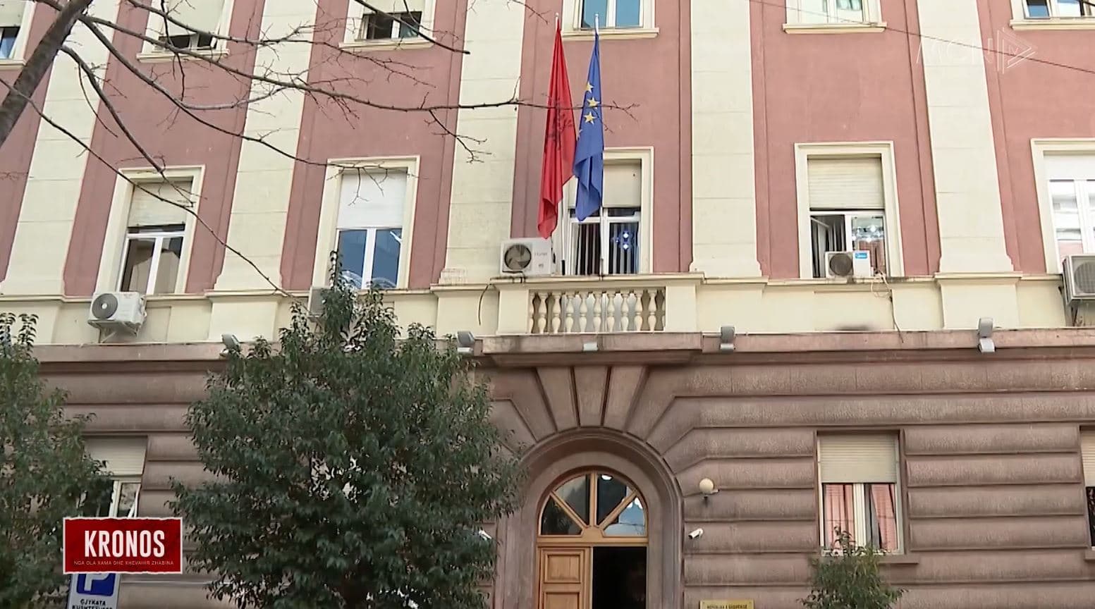 "Lufta" kundër taksës së profesioneve të lira në Gjykatën Kushtetuese