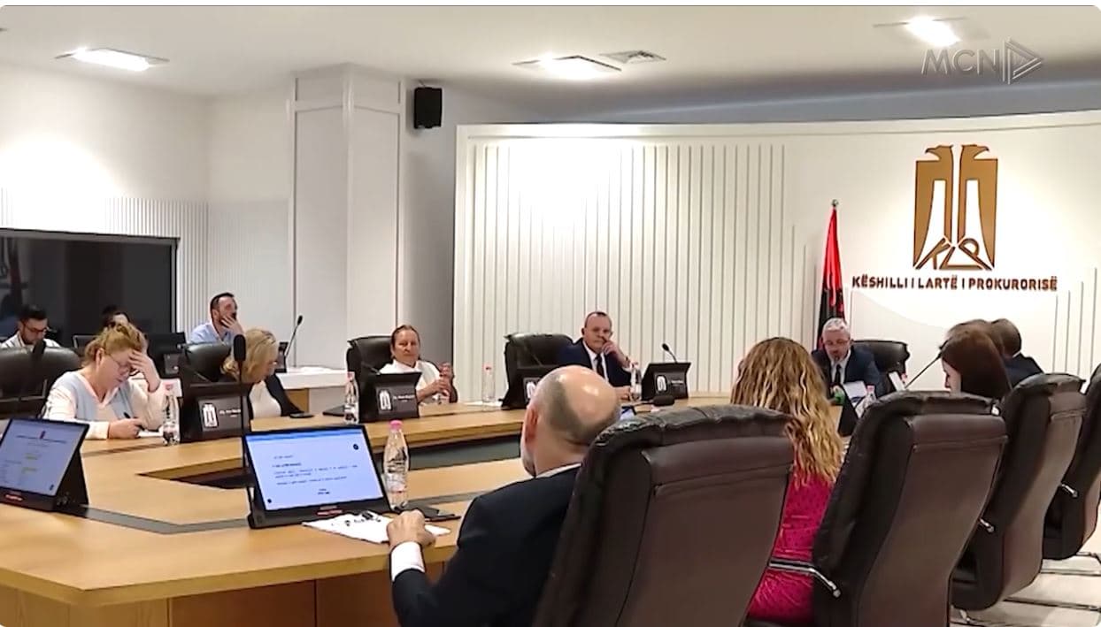 Alfred Balla sfidon vetingun. Firmos akte pasi është shkarkuar nga KPA