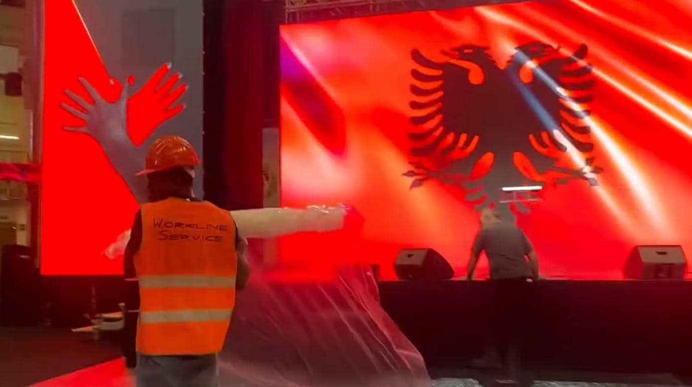 Turi me Diasporën/ Rama takim me shqiptarët në Itali: Për vallen e dytë kuqezi në Europë