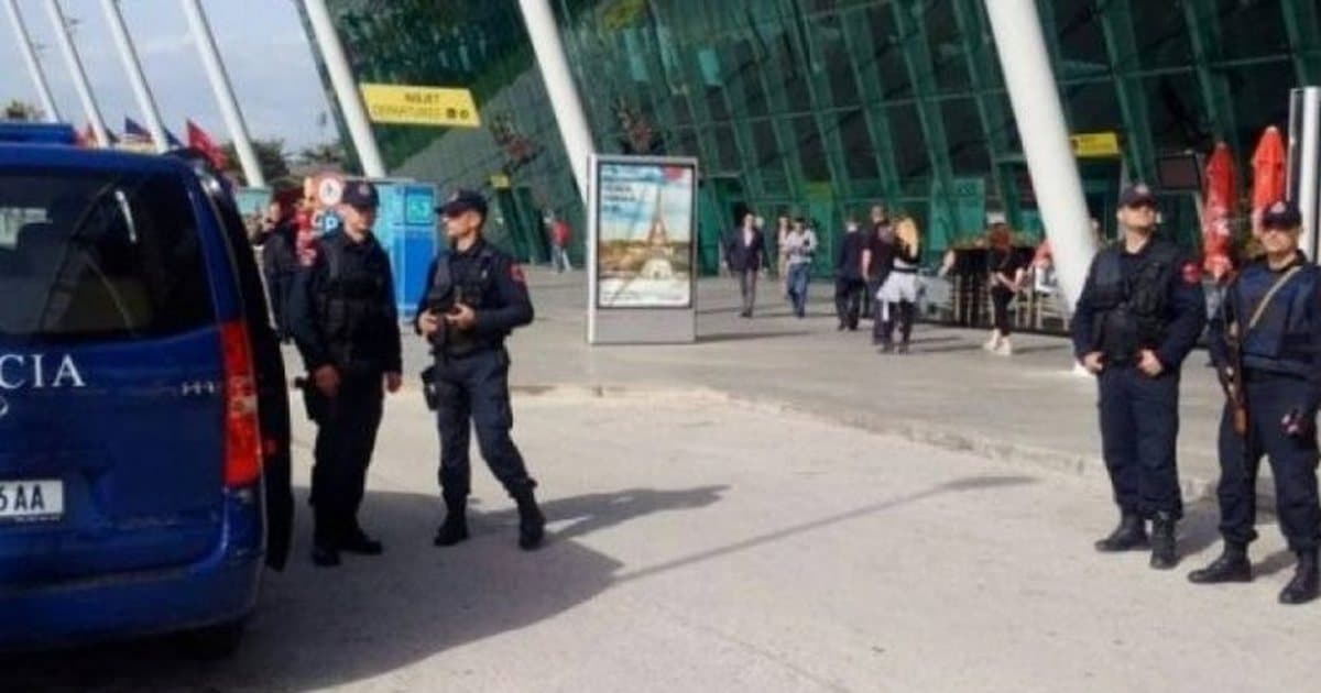 Rinas/ Vodhi një orë 20 mijë euro në bagazhe, në pranga punonjësi i ngarkim-shkarkimit