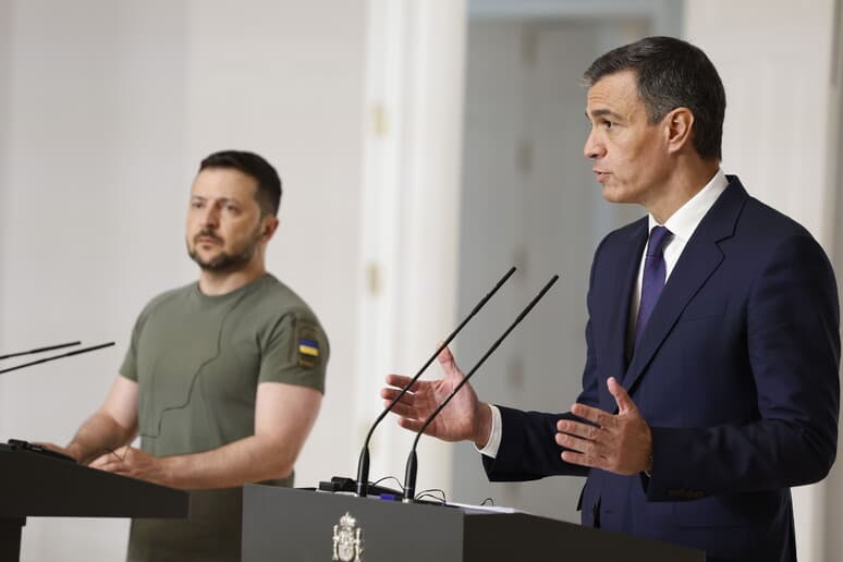 Sanchez: Kundër përdorimit të armëve të dërguara në Kiev në territorin rus